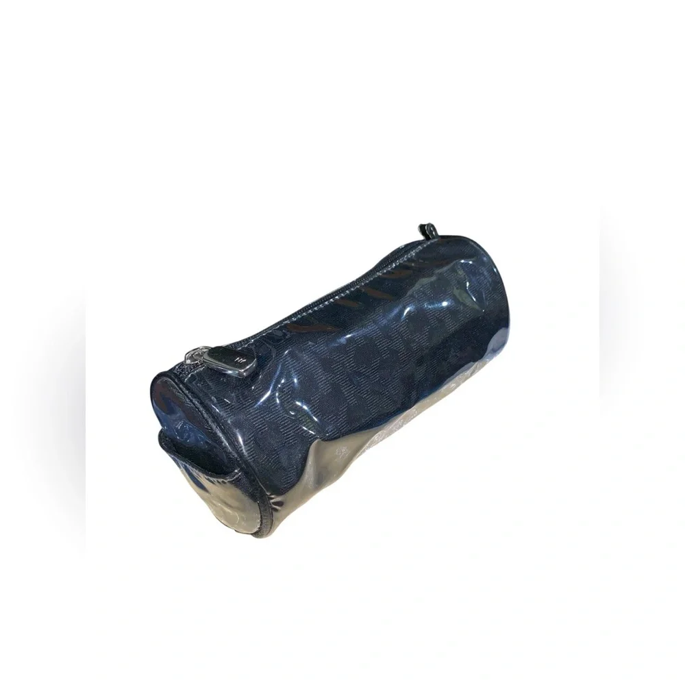 NY&CO Makeup Bag Zipper Closure